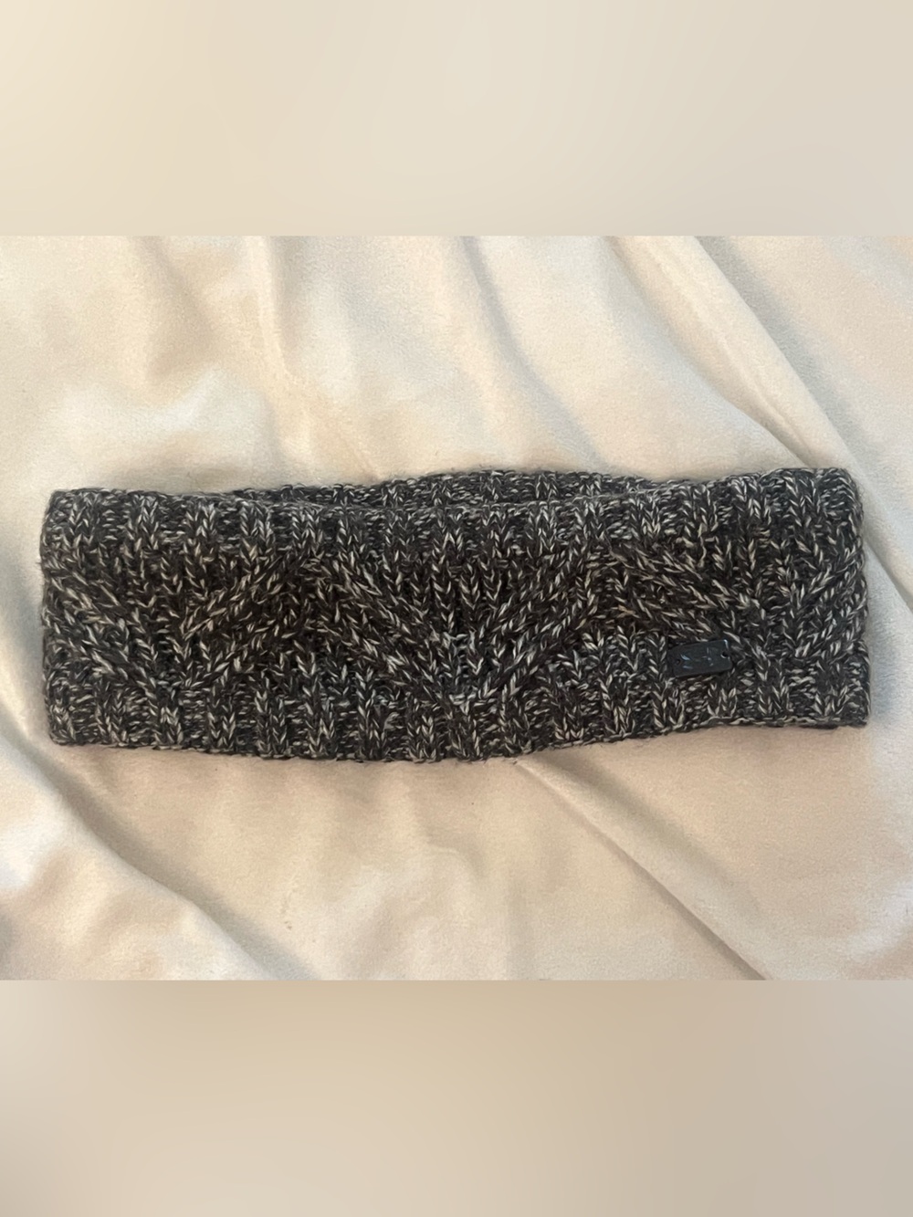 Under Armour Black Gray Cable Knit Fleece Lined Ear Warmer Headband